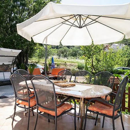 Mira Lägenhet Supetarska Draga